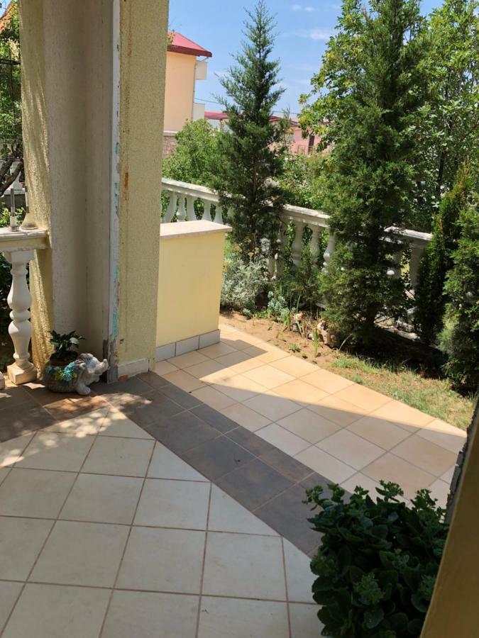 Apartmani Gabi Чезарица Экстерьер фото