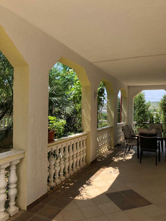 Apartmani Gabi Чезарица Экстерьер фото