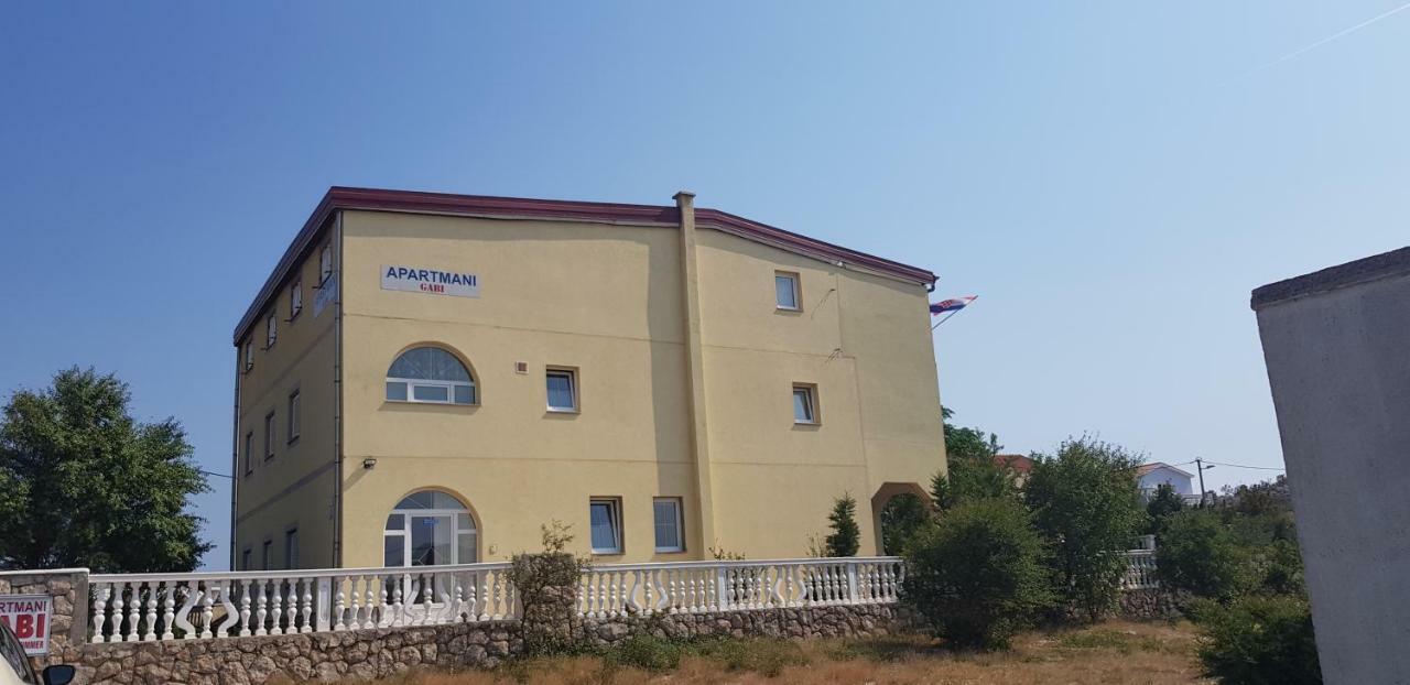 Apartmani Gabi Чезарица Экстерьер фото