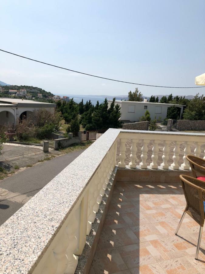 Apartmani Gabi Чезарица Экстерьер фото